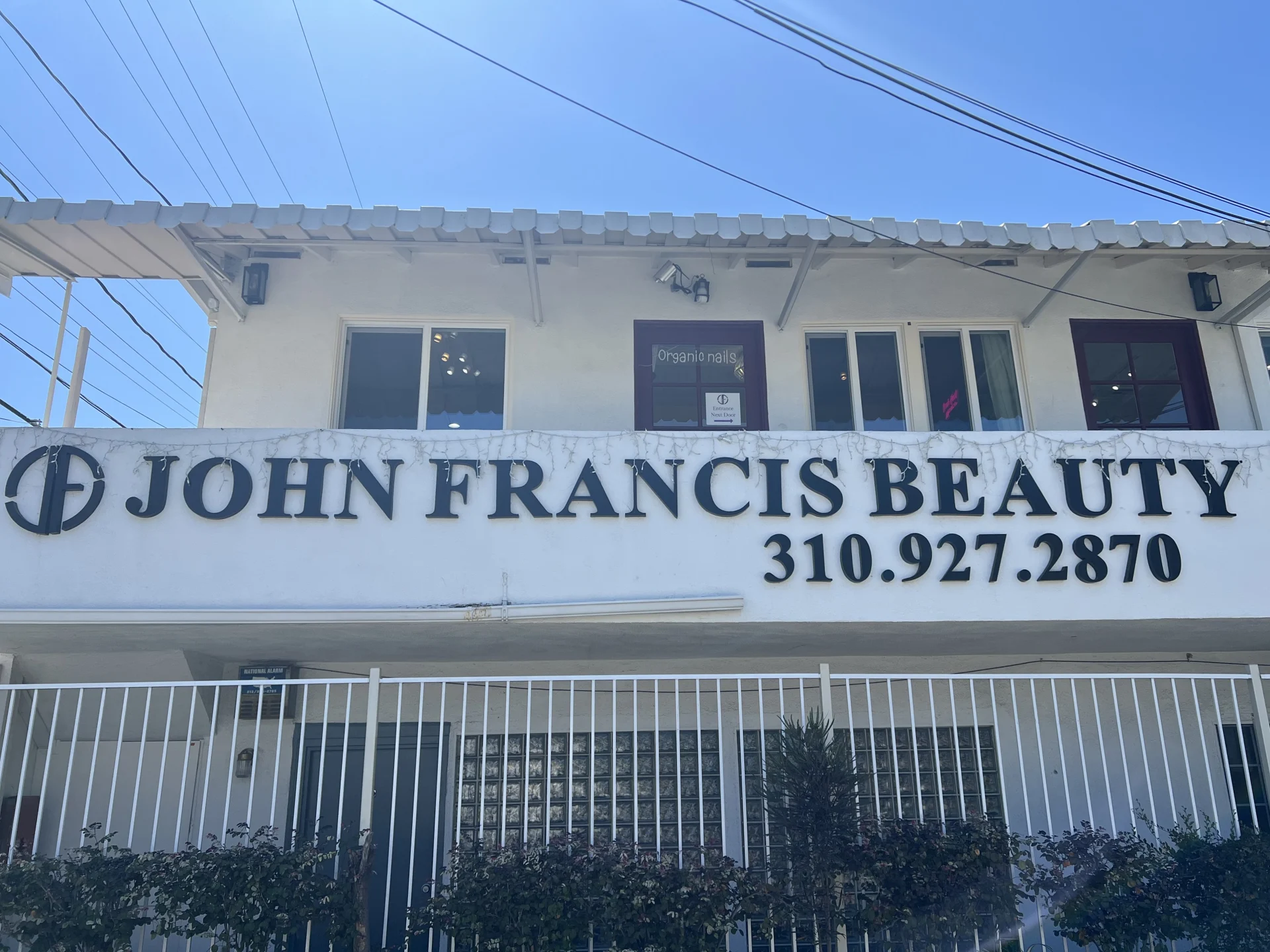 John Francis Beauty — luxury West Hollywood salon serving Beverly Hills, Bel Air, Brentwood, Century City, and Hollywood Hills clients with celebrity hair artist and precision hairdresser expertise.